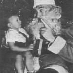 Bela Lugosi come Babbo Natale con Bela Lugosi, Jr