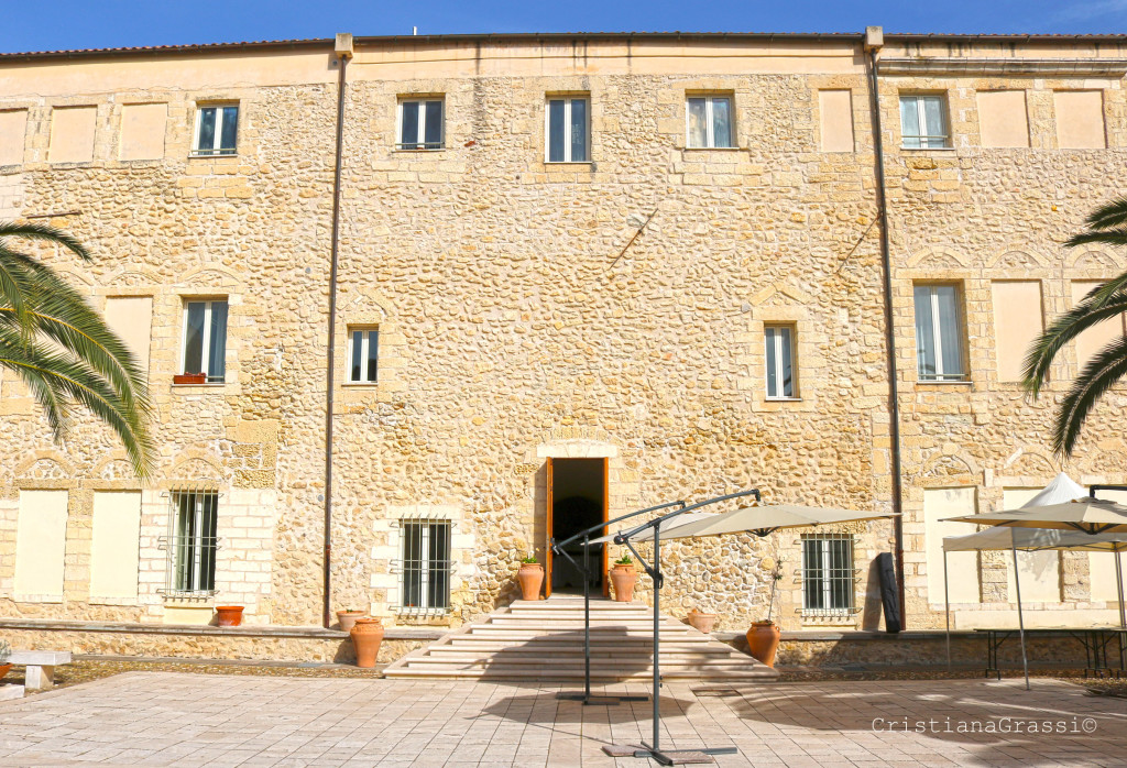 esterno-palazzo-sorso