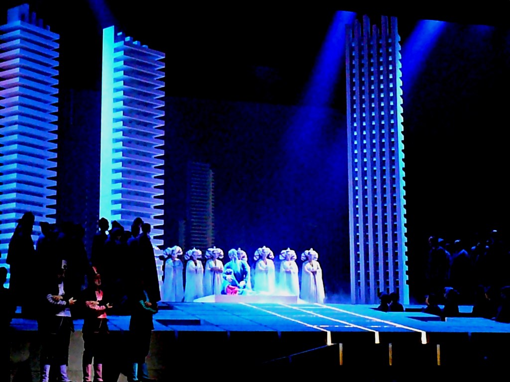 turandot, scenografia di Pinuccio Sciola