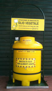 Stazione di raccolta di olio vegetale