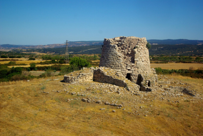 Nuraghe Is Paras Isili