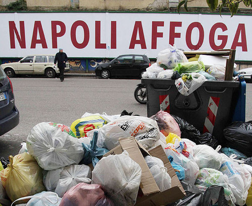 Rifiuti a Napoli