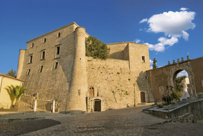 Montemiletto, Castello della Leonessa