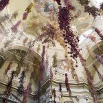 Il Florilegium di Rebecca Louise Law riaccende la stagione culturale di Parma, nel segno di Pharmacopea