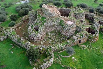 nuraghe arrubiu