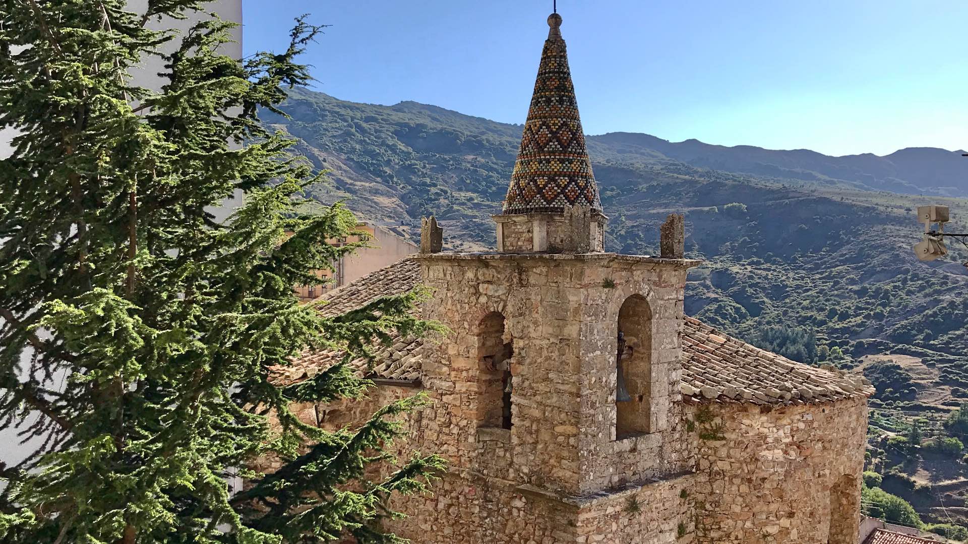 Geraci-Siculo-chiesa-di-Santo-Stefano