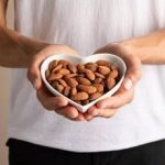 Alimenti, nuove evidenze sui benefici delle mandorle nella prevenzione cardiometabolica