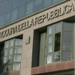 Armi alla Colombia, archiviate a Napoli accuse per D’Alema e Profumo