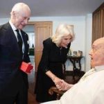 Papa Francesco, l’esperto: “Imprudenza esporlo a persone e a sbalzi di temperature”