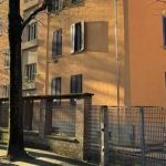 Parma, donna trovata morta in casa: interrogati due uomini