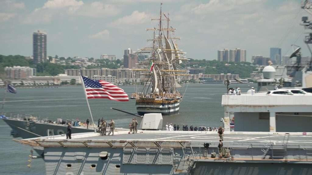 Dopo il Tour in Nord America 2026, l’Amerigo Vespucci si prepara al ritorno in Italia New York - Nave Amerigo Vespucci alla Sail 4th 250 2