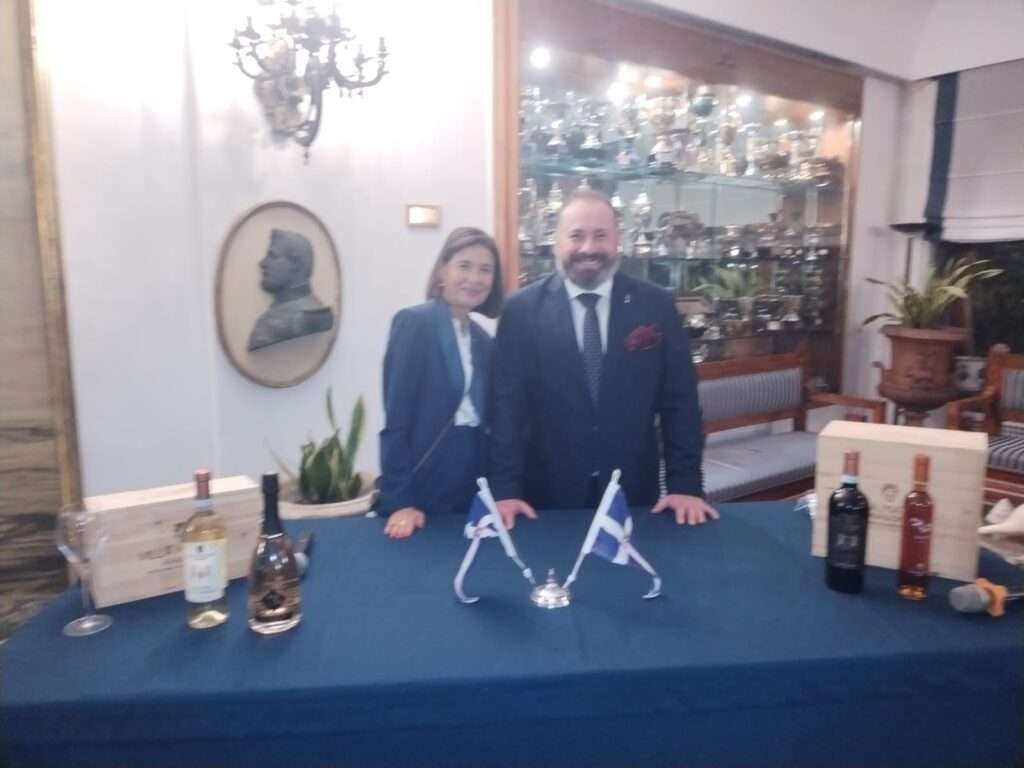 Il Vino e il Mare al Reale Yacht Club Canottieri Savoia con Maria Ida Avallone e Gaetano Cataldo Vino